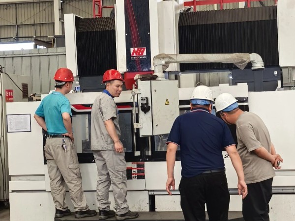 山西申總一行蒞臨河南雙志生產基地針對鏈輪軸組生產專項考察